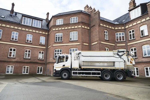 FlexLine® 312 Combination sewer cleaning unit UK IE