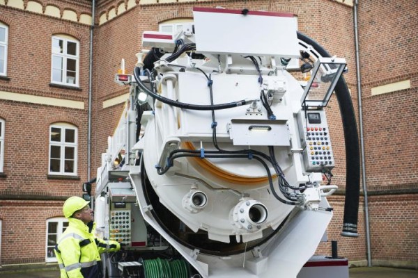 FlexLine® 312 Combination sewer cleaning unit UK IE