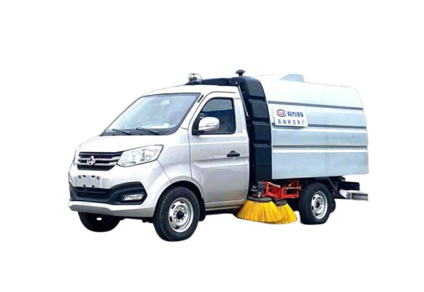 洗扫车洒水车环卫车：助力城市清洁的重要保障 