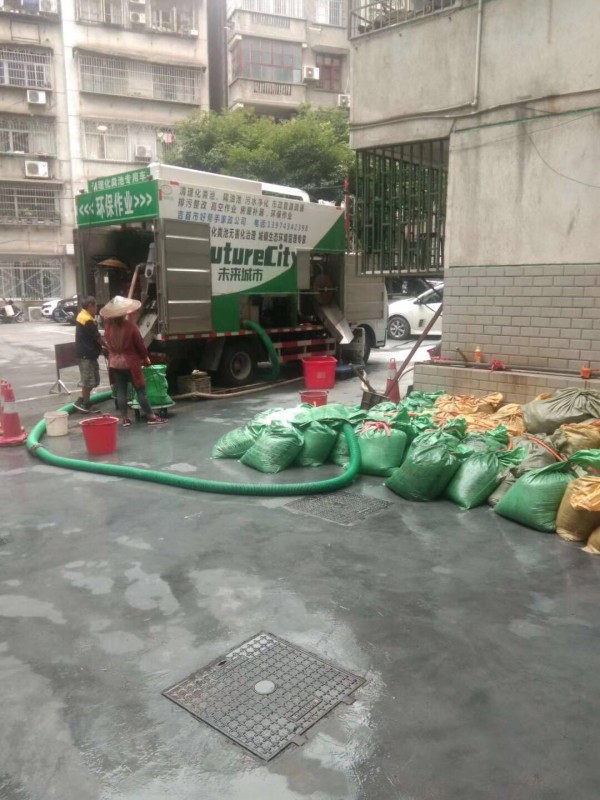 智能化多功能吸污车 城市环卫配置