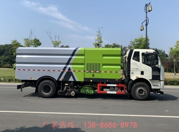 多功能清扫车厂家环卫扫路车扫路刷厂家批发