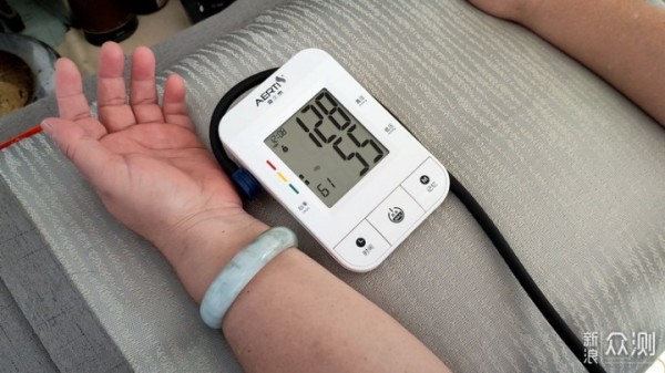 家庭健康助理 - 爱尔泰语音电子血压计_新浪众测