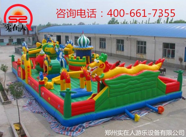 行业第一的充气滑梯