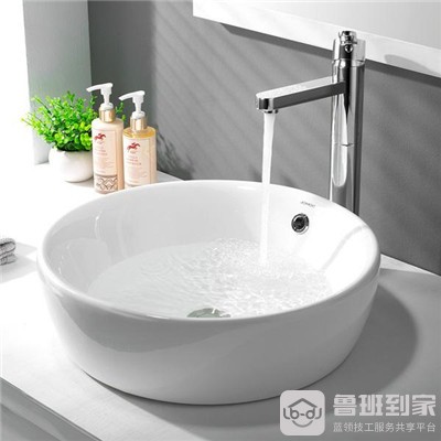 陶瓷洗脸盆上污渍、水垢、划痕如何去除