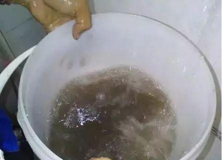 储水式热水器清洗频率及注意事项（了解清洗储水式热水器的合理频率） 第3张