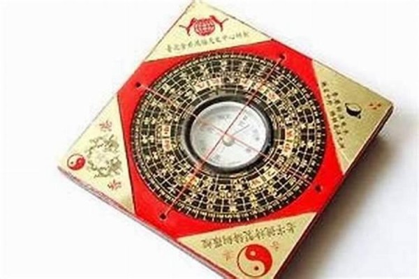 揭秘风水格局：传统智慧与现代生活的和谐之道