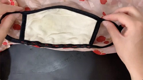 闲置小丝巾有妙用！折叠一个角和口罩巧妙组合，防菌防晒又洋气！