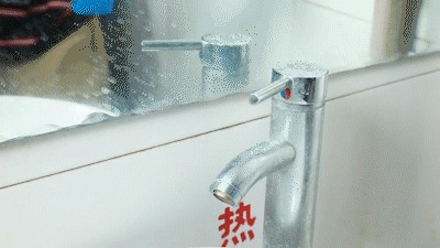 翻新浴室!喷一喷就除垢,比保洁阿姨还靠谱!