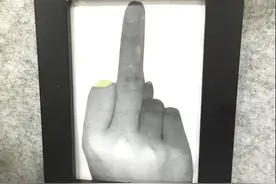 别买现成的画了,教你自制创意装饰画图片