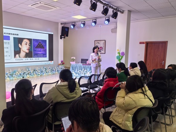 福州开发区总工会开展职工生活美学探索活动
