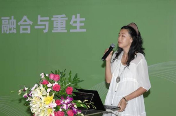 奥雅设计集团董事总经理李方悦在演讲