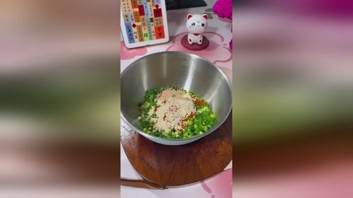 做一份酸辣柠檬雪碧拌面吧！真的是超级好吃！