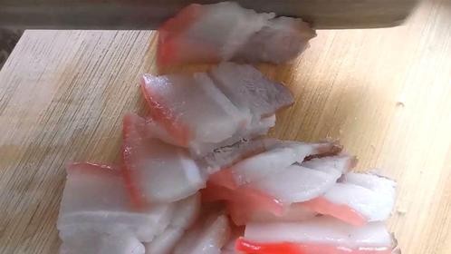 白切五花肉这样吃不腻，别有一番风味，一看就会