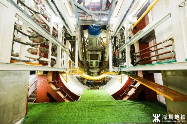 深圳地铁22号线一期建设迈入新阶段