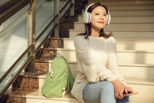 富顺职业技术学校的设施如何？生活方便吗？