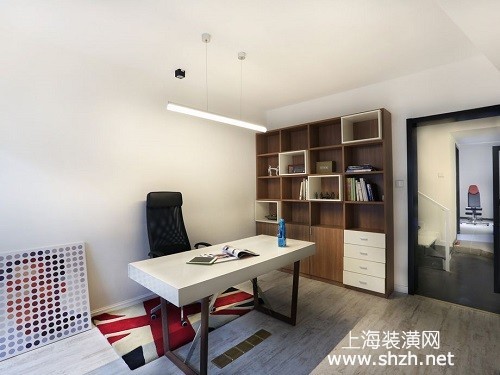 想要一个时尚静谧的书房设计，不妨参考下面这几套方案吧