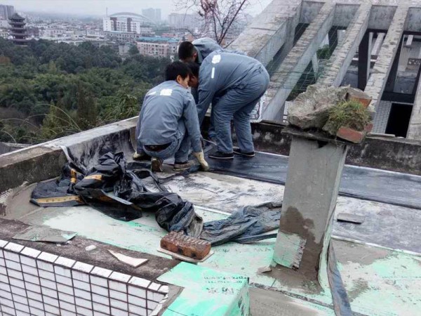 屋顶防水和保温层的上下顺序是什么？