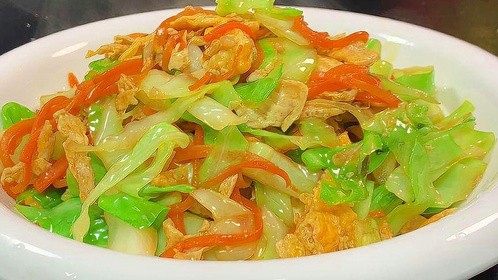 过完年大鱼大肉吃腻了试试这道简单易学的素菜，开胃爽口又下饭