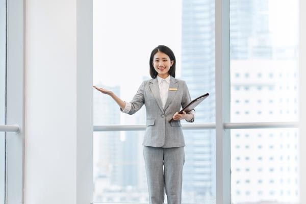 银行人如何打造个人品牌,提升职业形象 图1
