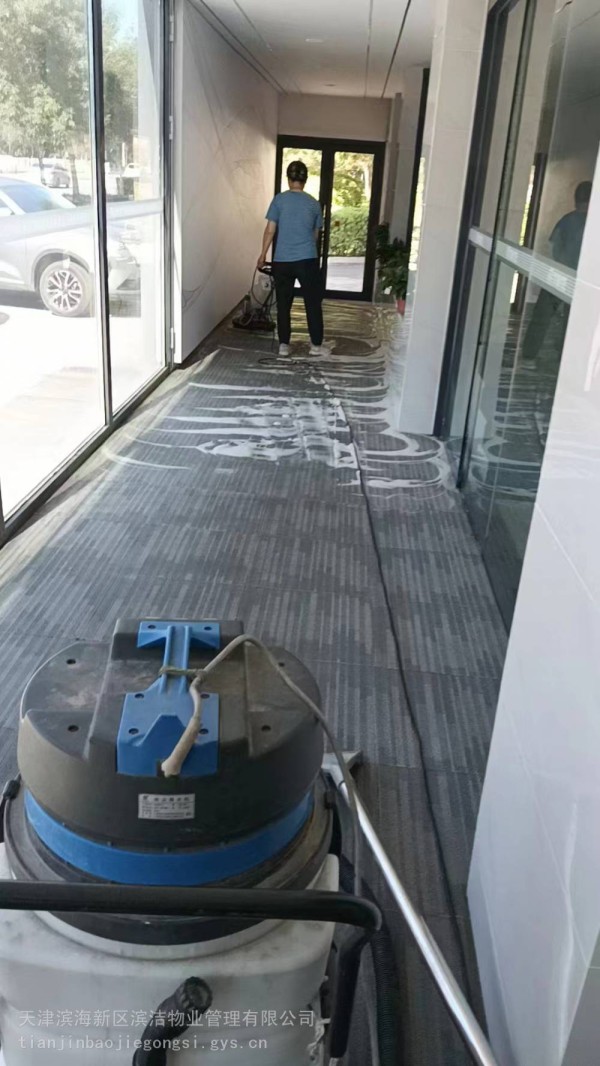 天津开荒保洁 承接滨海临港经济区附近办公室打扫卫生