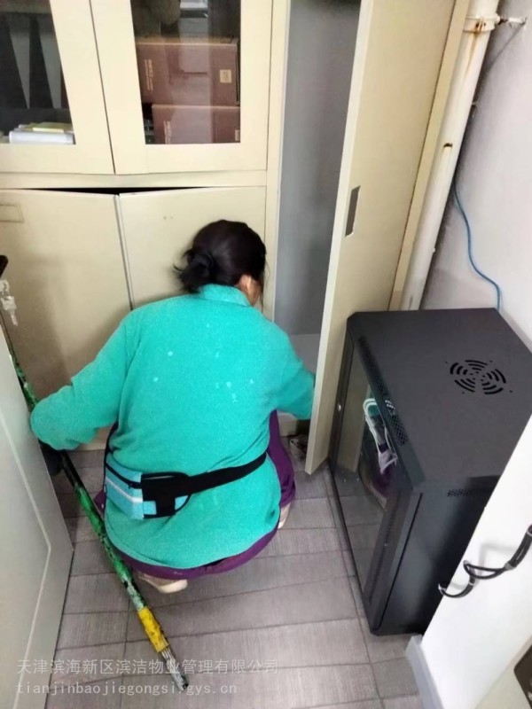 天津开荒保洁 承接滨海临港经济区附近办公室打扫卫生