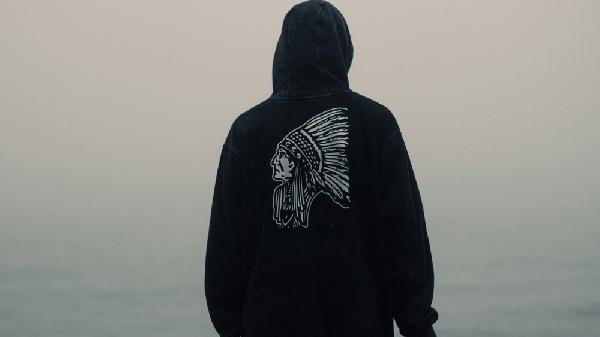 白色衣服怎么护理保养