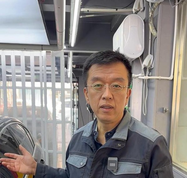 10分钟快速洗车全流程，去污上光打蜡同步完成-有驾
