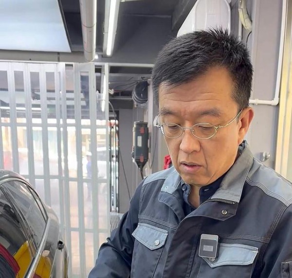 10分钟快速洗车全流程，去污上光打蜡同步完成-有驾