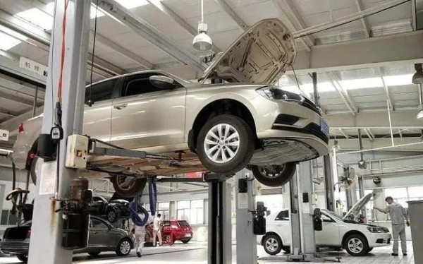 汽车3天不洗就满身灰？老司机教你一招，汽车半月不洗都闪耀如新-有驾