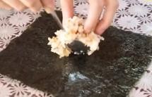 泡菜肥牛蛋饼饭团三明治 | 饭团三明治的详细包法