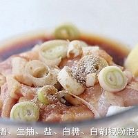 厨房有维达洁净超省心#满屋飘香，纸包葱油鸡的做法图解4