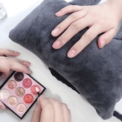 Stop！过期化妆品丢掉太可惜，教你如何过期化妆品变废为宝！
