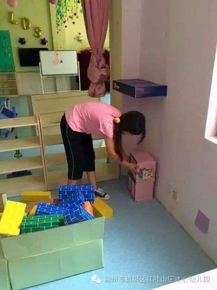 营造舒适环境 做好入园准备——红叶山庄幼儿园开展预备周卫生清洁工作-幼师课件网第3张图片