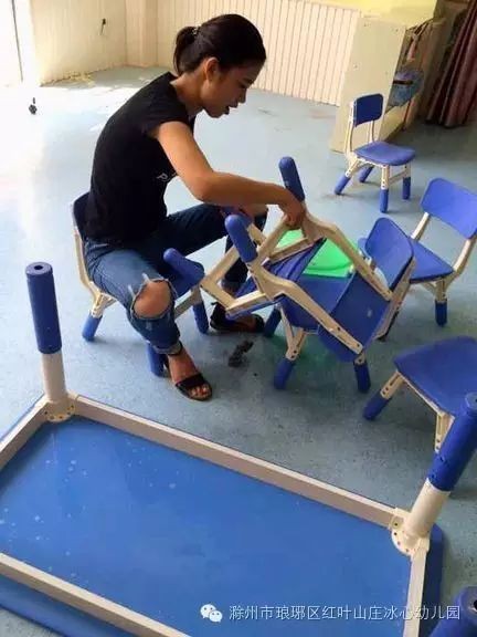 营造舒适环境 做好入园准备——红叶山庄幼儿园开展预备周卫生清洁工作-幼师课件网第7张图片