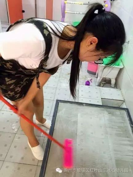营造舒适环境 做好入园准备——红叶山庄幼儿园开展预备周卫生清洁工作-幼师课件网第13张图片