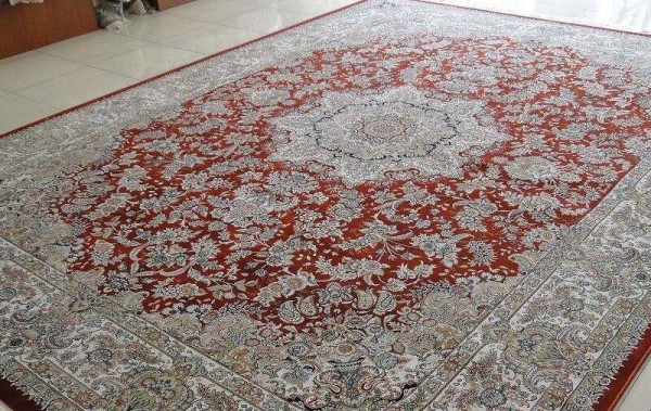 羊毛地毯平时怎么打理 羊毛地毯怎么清洗方便省事(图1)