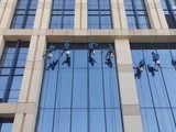 北京顺义外墙清洗,专业公司上门灭蟑螂高空清洗
