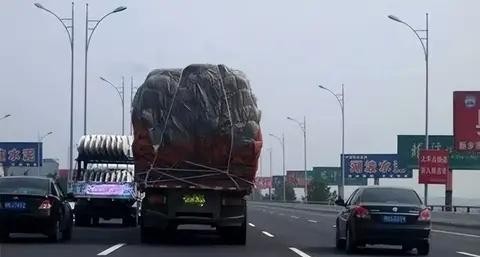 老司机总结的20条驾驶经验，看一遍胜过你开10年车！-有驾