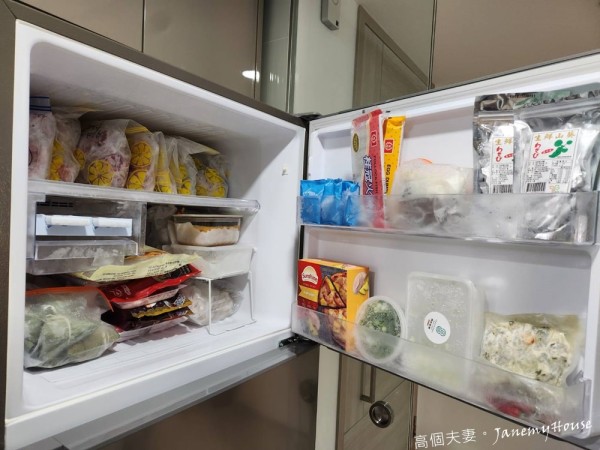 最容易執行的冰箱收納整理術，捨棄過多的冰箱收納盒