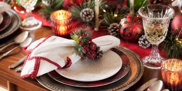 Ideas DIY para decorar mesa en Nochevieja