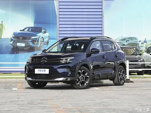自驾出行2023款天逸带你与美景不期而遇