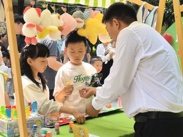 “网格+循环”赋能低碳生活 “绿色市集”让旧物焕新生