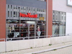 揭秘商场机器人品牌，智能助手，购物新体验