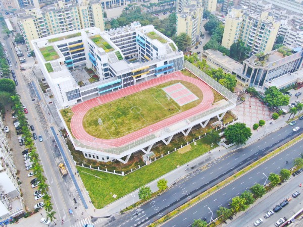 龙为小学(1).jpg