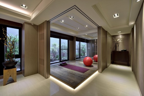 A cozy villa that enables you to escape life’s hustle!, 十邑設計 王勝正 Posamo Design 十邑設計 王勝正 Posamo Design 健身房 yoga studio,luxury,interior design,posamo,十邑設計,室內空間設計