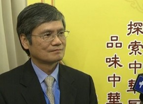 访康师傅中华饮食文化学院院长杨乾辉