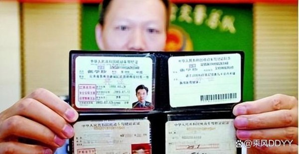 为啥考C1驾照的人越来越少？驾校教练说出真相，谁考谁是冤大头-有驾