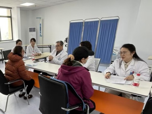 关注女性健康，绽放巾帼芳华——我校举办“三八”国际劳动妇女节主题活动