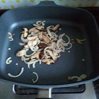家庭简易披萨——快速，简单！的做法图解6