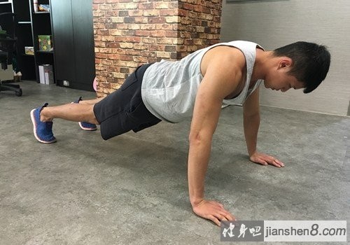 在家健身动作